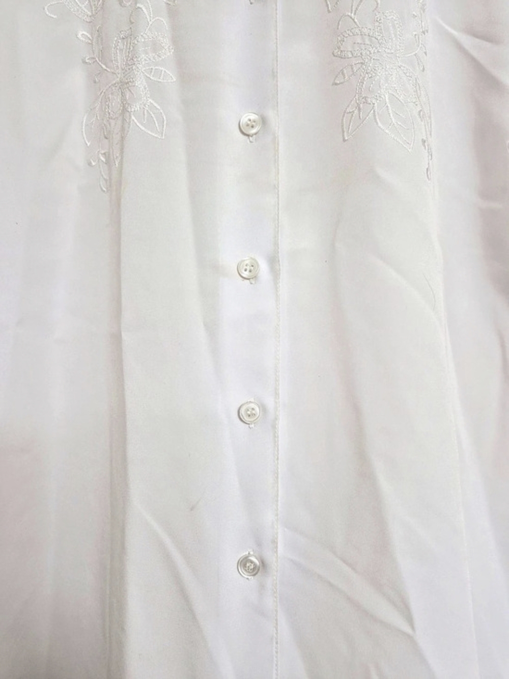 White Embroidered Collared Button Down - Picture 5 of 6